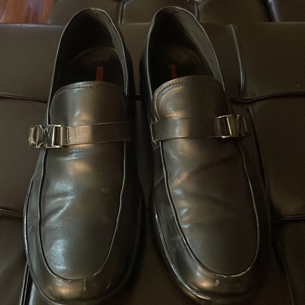 PRADA MENS BUCKLE LOFERS.